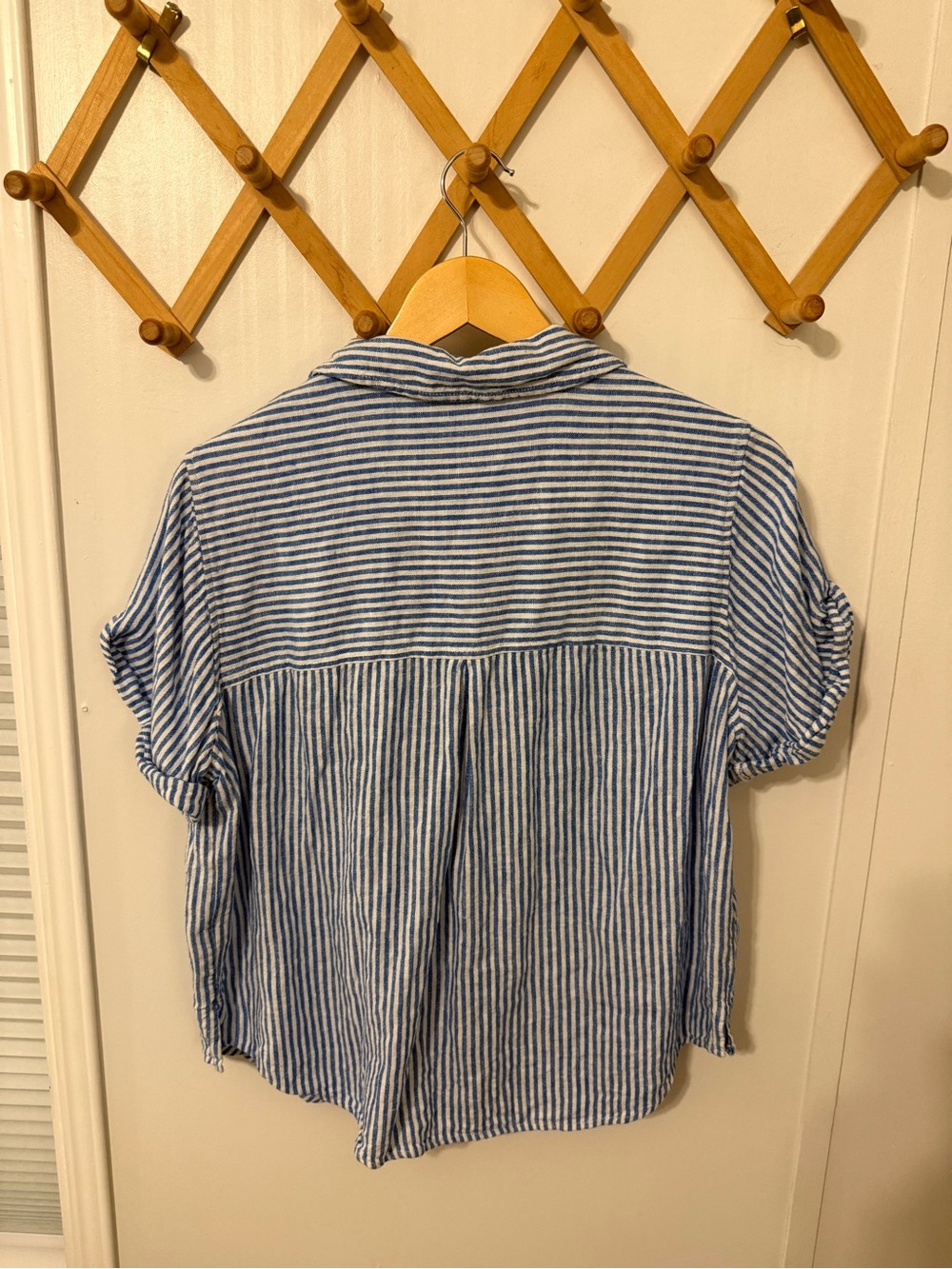 Universal Thread Blue & White Striped Shirt - Picture 3 of 3